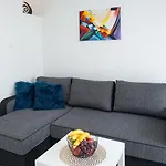 Mika Apartments Old Town